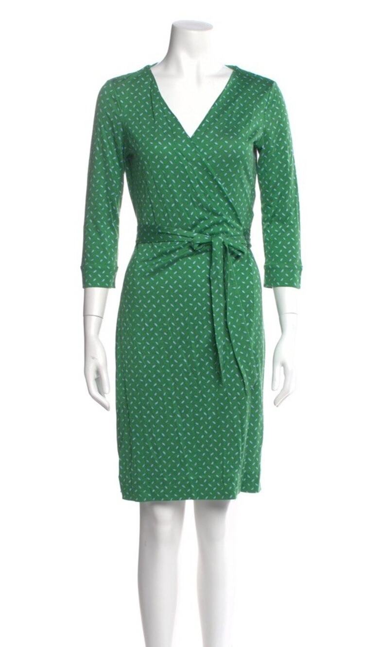Diane von Furstenberg DVF Green Silk Printed Wrap Dress US 4
